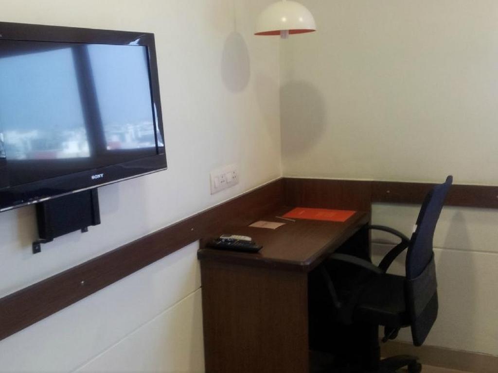 Hotel Faridabad Esterno foto